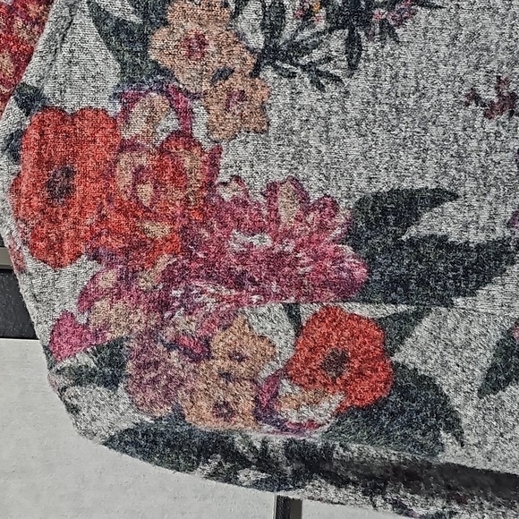 Isabel Maternity Floral Dress Size Small NWT - Picture 4 of 5